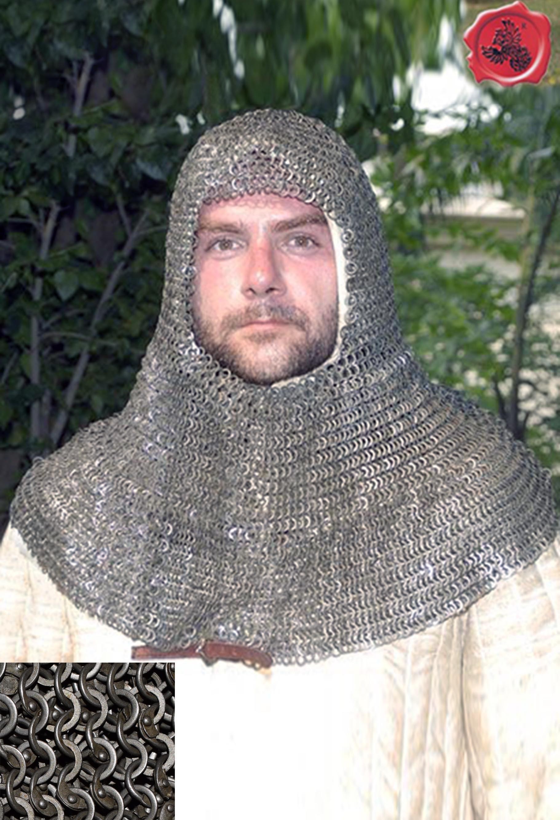 Coif – mixed weaving of 6mm rings, half riveted (round rivets)