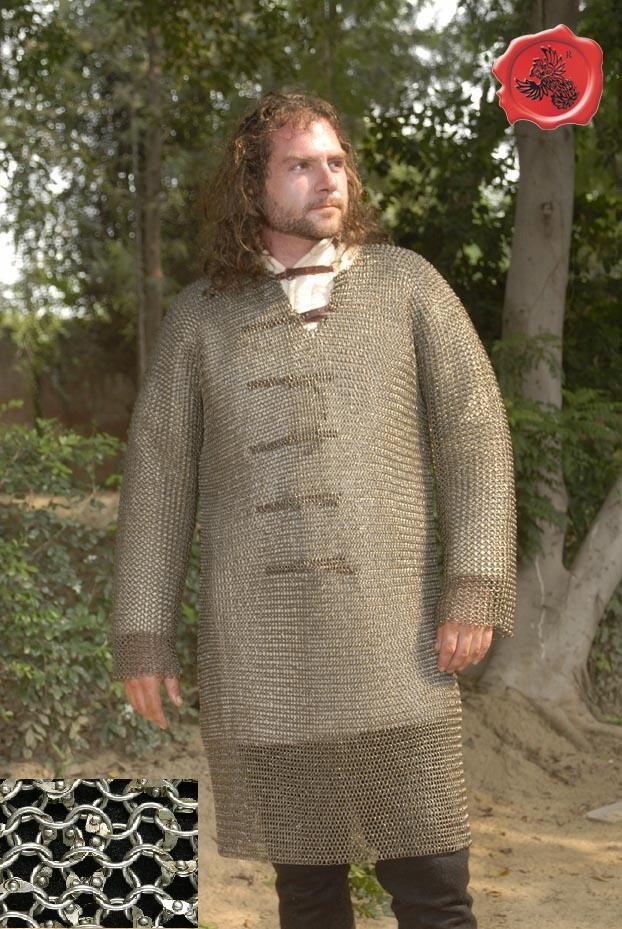 Hauberk-chainmail shirt, knee-length long-sleeved, round ring 9 mms, fully rivets (round rivets)